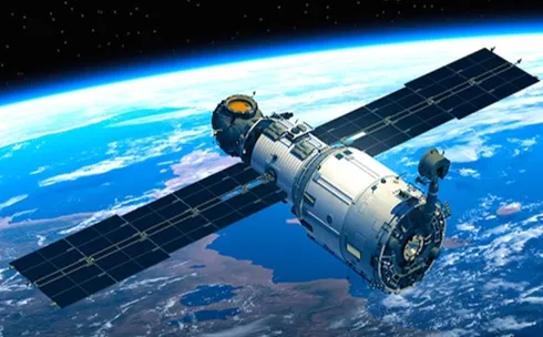 satelit komunikasi